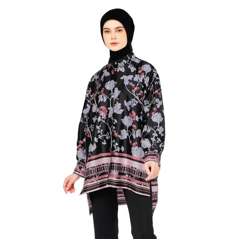 Nada Puspita - Bonjour Oversize Shirt - Black / Blouse