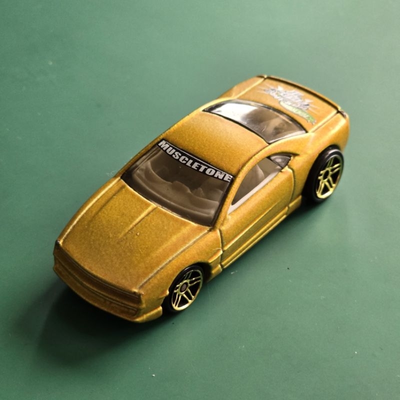 Hot Wheels Muscle Tone 2002 Gold
