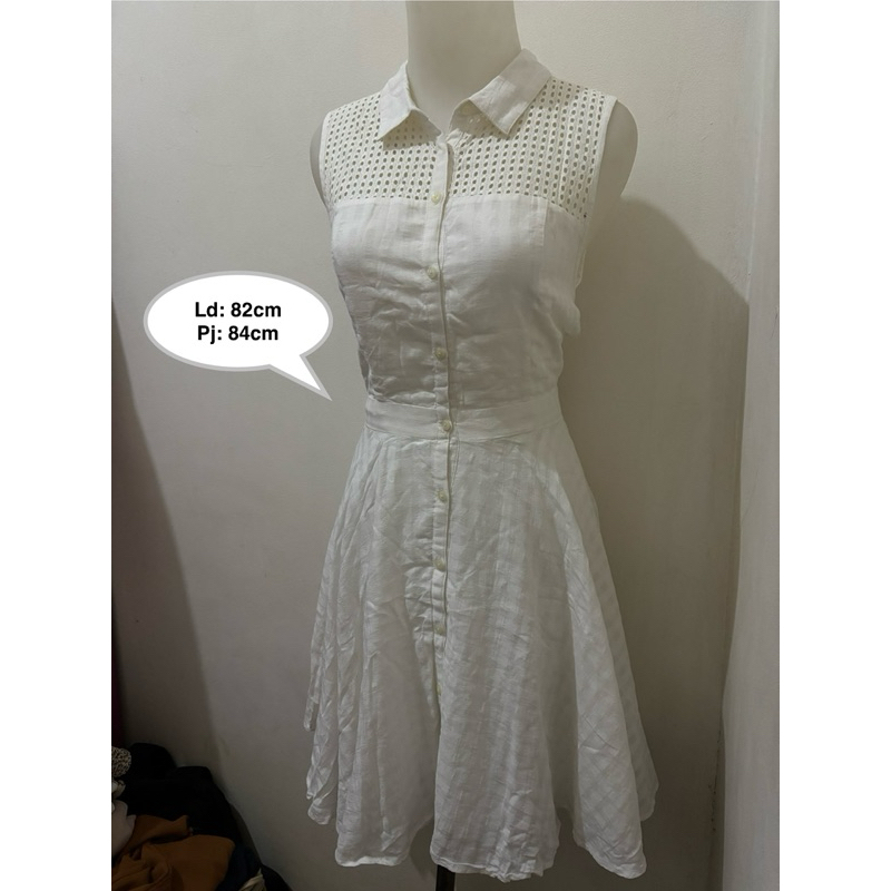 Dress putih/dress polos/dress kotak-kotak/dres pantai/dress preloved/