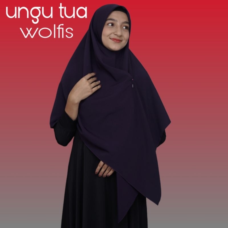 Hijab segi empat wolfis premium ungu tua