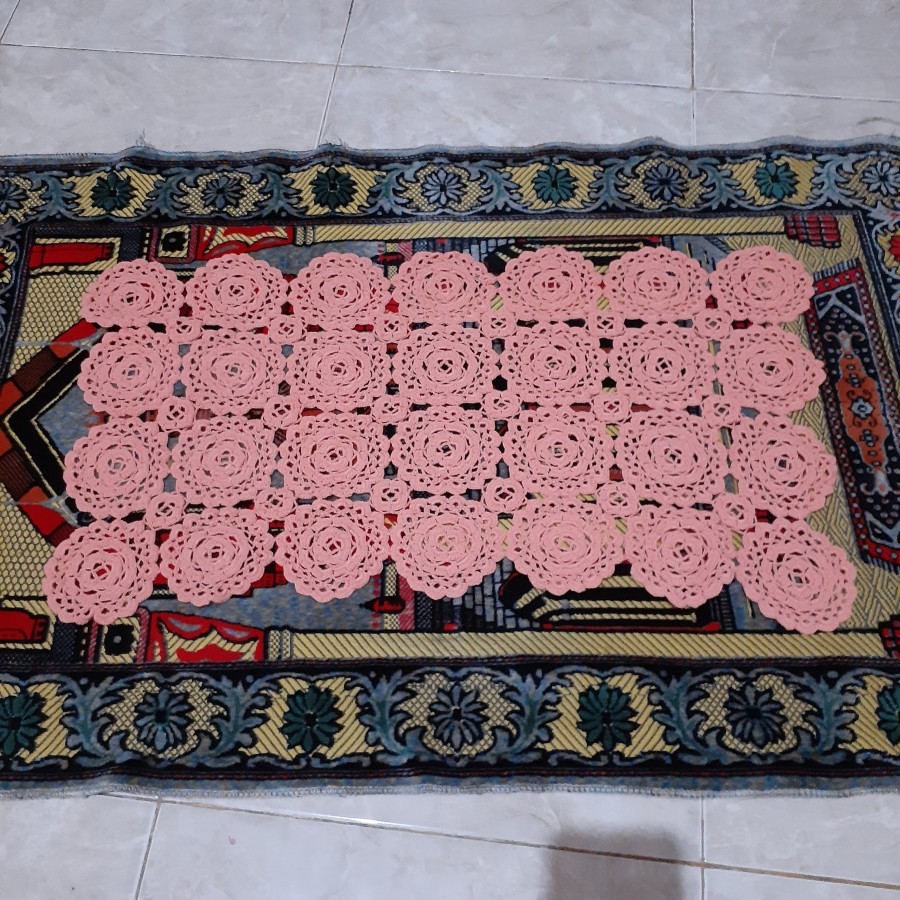 Taplak Meja Rajut 68x40 cm Benang Katun Segi Empat Coral