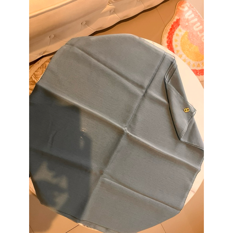 Preloved Buttonscarves Kelly Square Maharani Series 100% Original