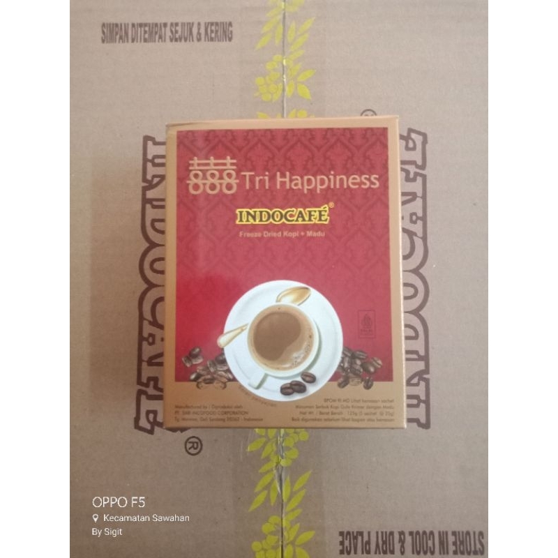 

Indocafe Tri Happiness isi 5 Sachet