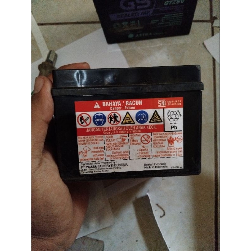 AKI YUASA YTZ5S, bekas gantian motor, normal, bagus