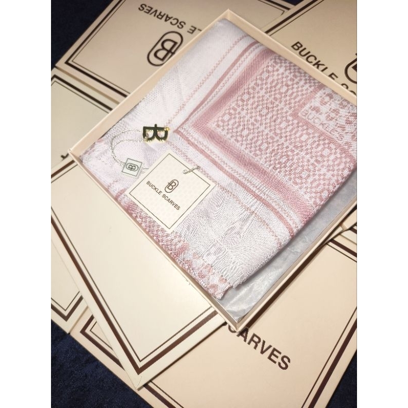 HIJAB BUCKLE SCARVES | HIJAB BUCKLE SCARVES MOTIF | BUCKLE SCARVES PREMIUM MOTIF | HIJAB BOX PREMIUM