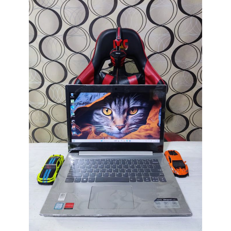 Laptop Lenovo Ideapad 330 81G2 Dark Grey Slim SUPER TIPIS [RAM 8GB + SSD DUAL VGA]