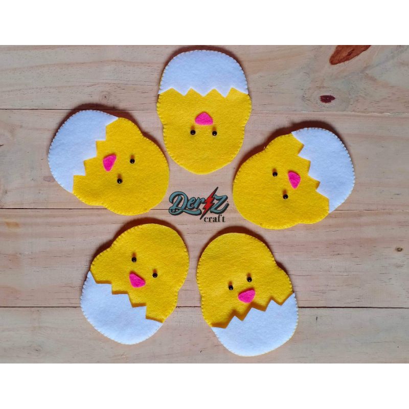 

Amplop Flanel Anak Ayam
