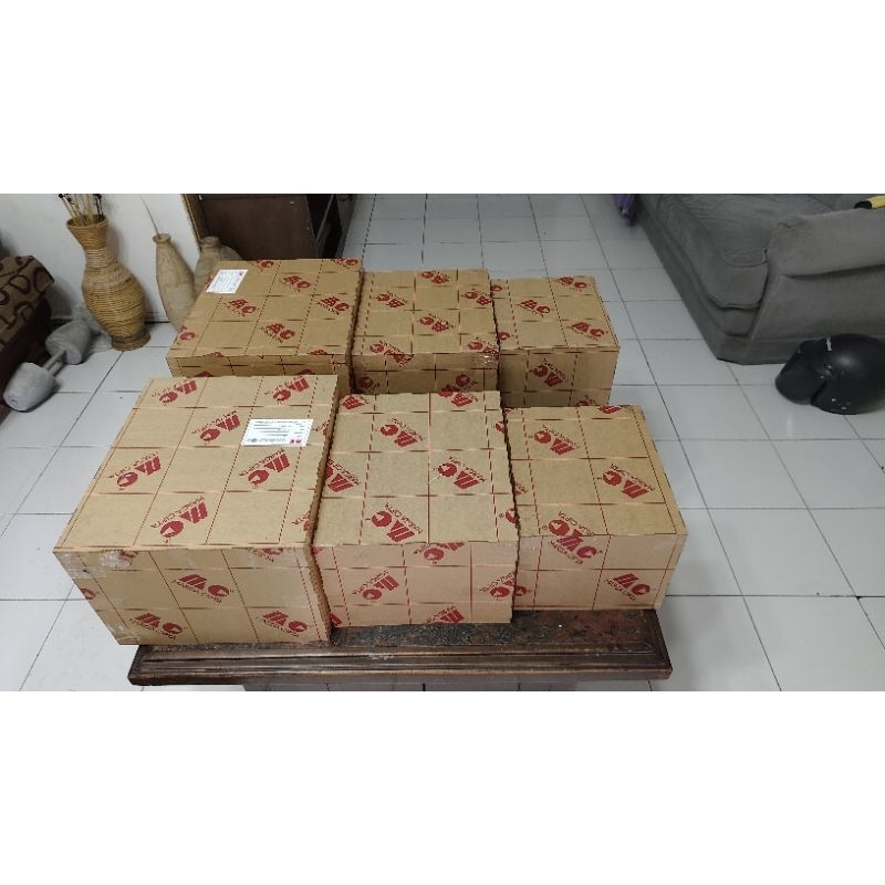 

Tutup akrilik PERSEGI TINGGI SUSUN hantaran pernikahan Kotak Hantaran Akrilik / Penutup Akrilik ALL MODEL / Hantaran Akrilik fullset