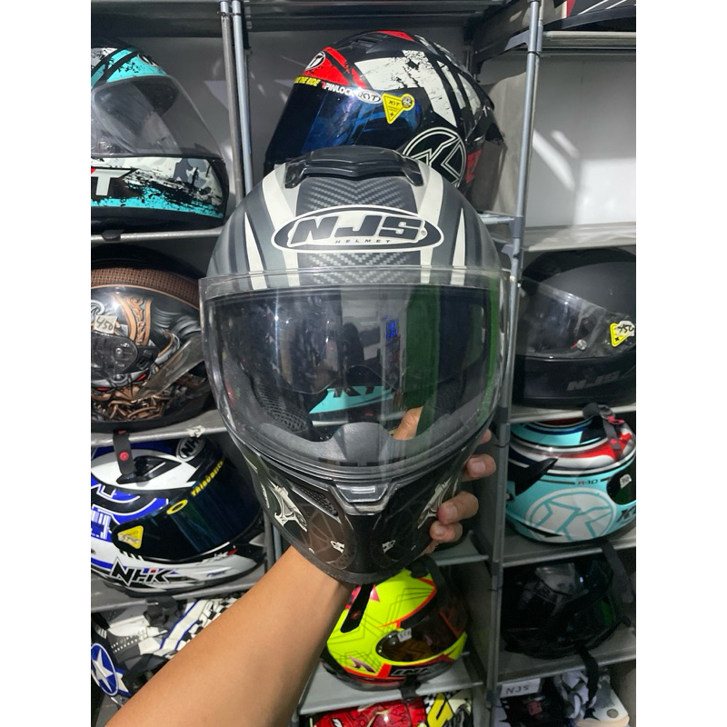 helm njs zx1 motif kondisi second