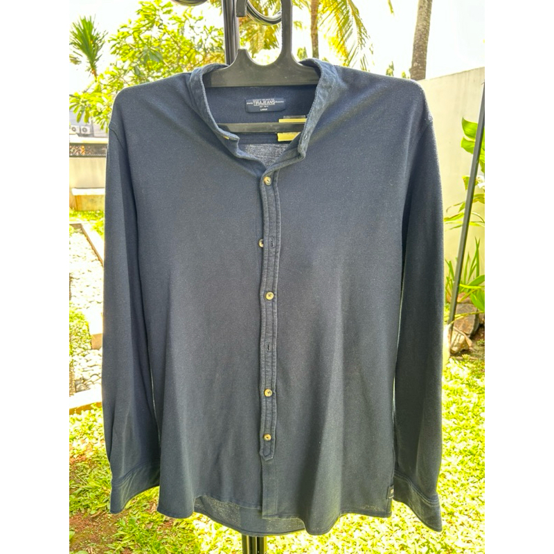 Preloved Kemeja TIRA JEANS