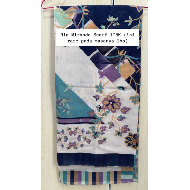 SALE Ria Miranda Scarf