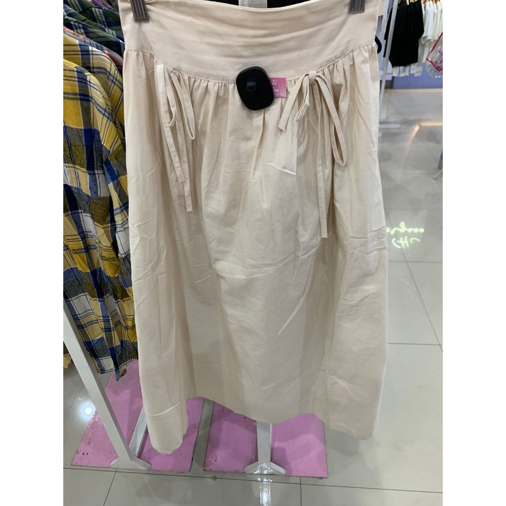 Korean Style Rok import /rok Span polos/Kancing bahan Rajut Premium Import By Ratu Collection