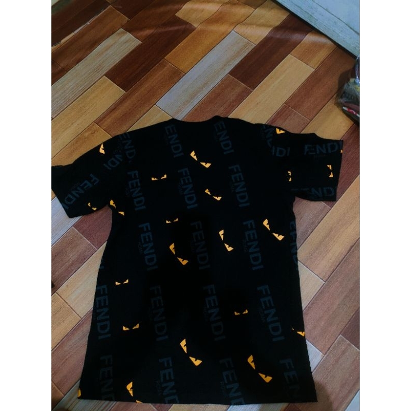 Kaos Cowok Second Branded Fendi