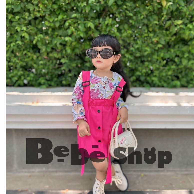 One set Overall anak perempuan bahan rayon kombinasi syakila motif bunga dan overall polos usia 1 sa