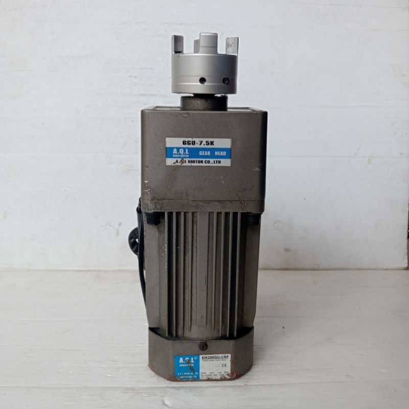 Dinamo Motor Gearbox Ac 250W Ratio 1:7.5 220V 173Rpm