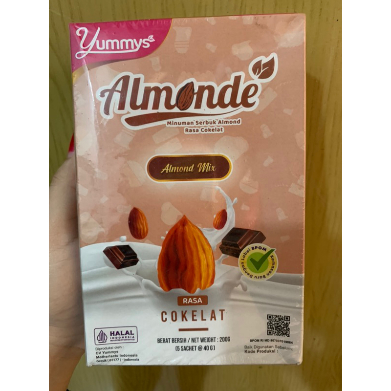 

Susu Almond (exp06.26) Yummys Almonde Minuman Serbuk Almond Rasa Coklat Isi 5 Sachet @40gr