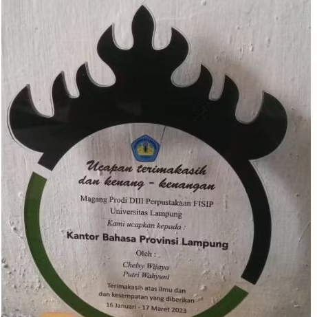 PLAKAT AKRILIK, PLAKAT CUSTOM, PLAKAT WISUDA, PLAKAT GRADUATION, TROPHY AKRILIK, TROPHY CUSTOM, TROP