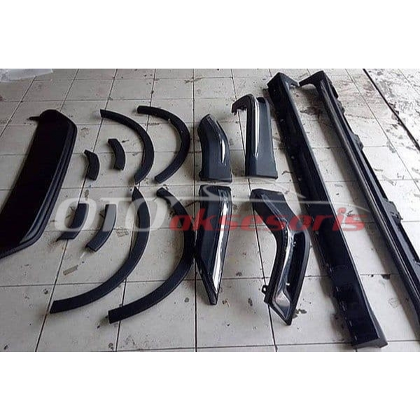 Bodykit Innova Reborn Venturer Original Toyota Full Set 2016 - 2020 / body kit Innova