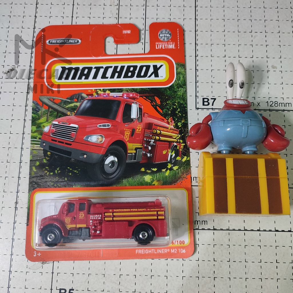 MATCHBOX FREIGHTLINER M2 106