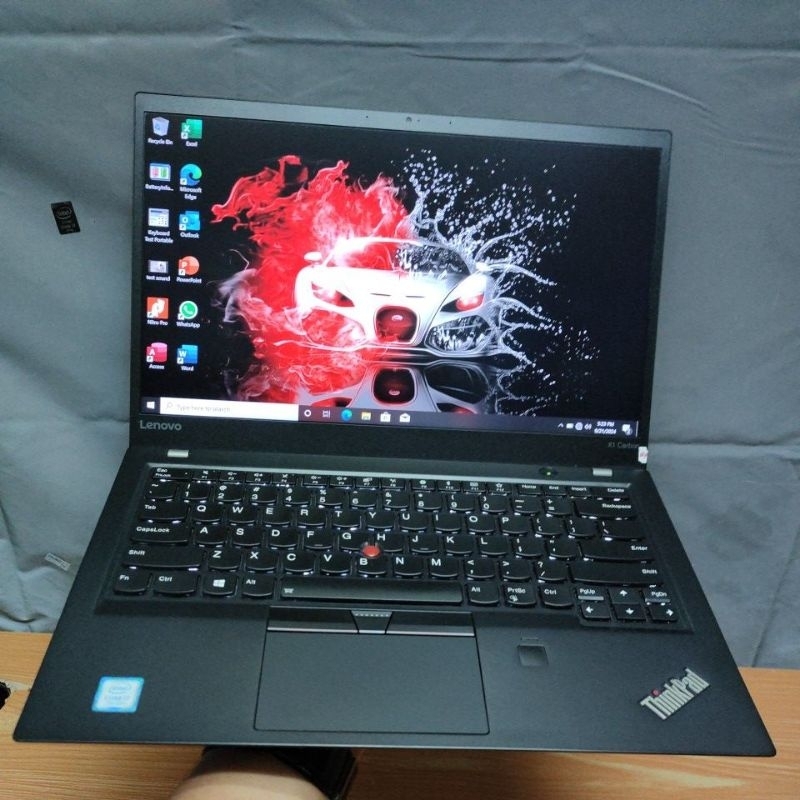 Laptop Lenovo ThinkPad X1 Carbon Core i7-7600U/ 16GB/ 512GB NVMe/ Mulus & Bergaransi