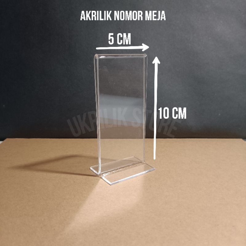 

Akrilik Nomor Meja Ukuran 10 x 5 cm dengan Tebal 2mm