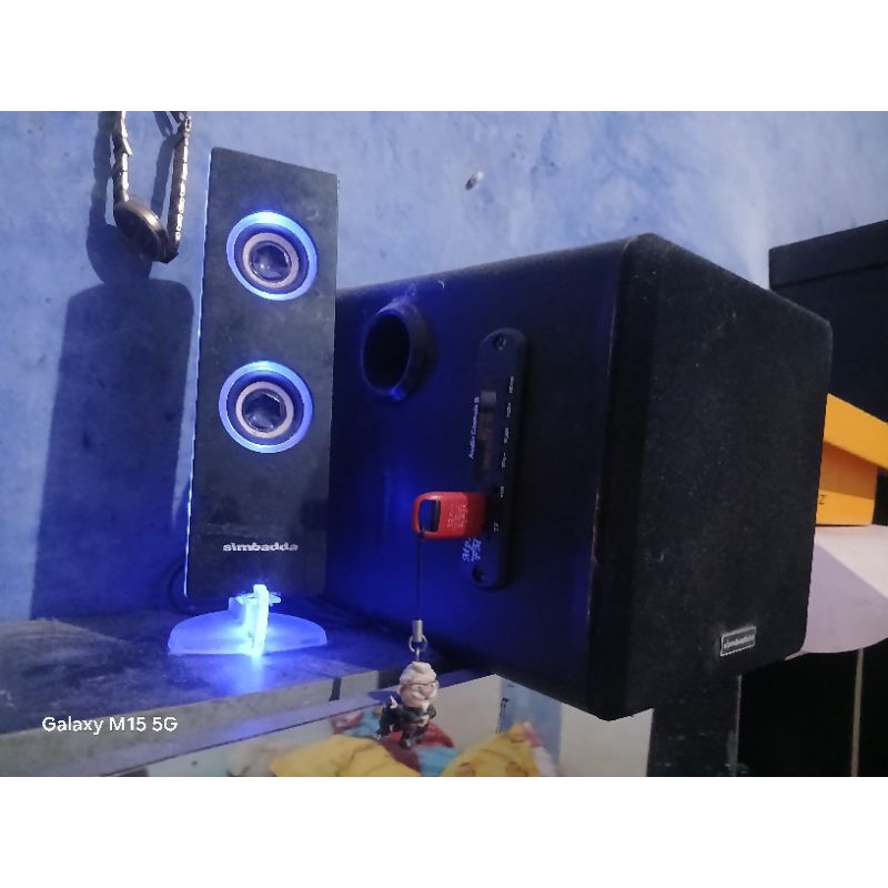 Speaker simbadda cst 6400N
