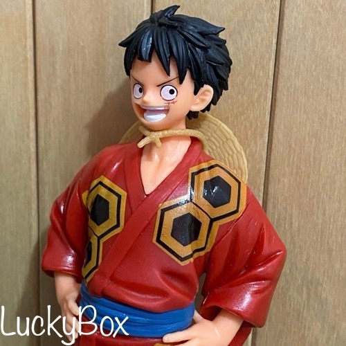 Action figure One Piece Luffy wano kimono
