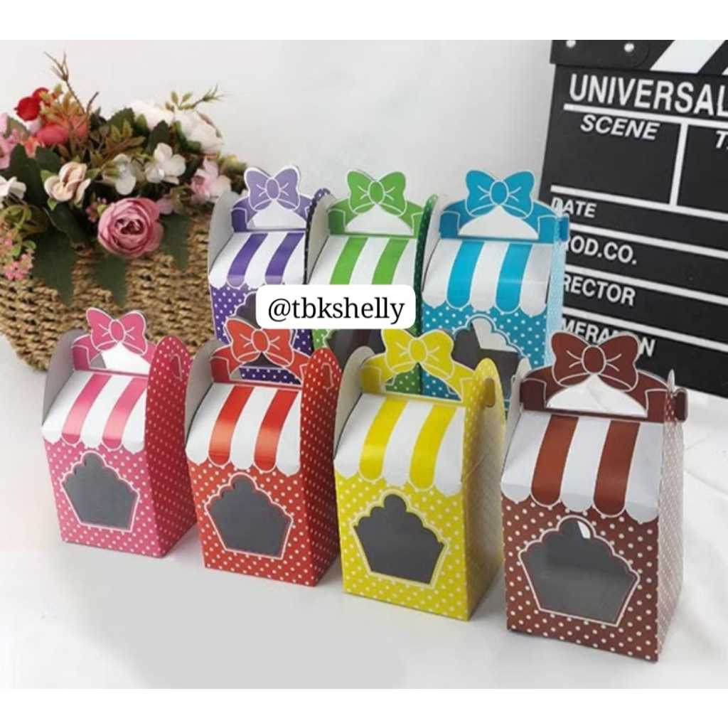 

BOX CUPCAKE SATUAN MOTIF ISI SELUSIN