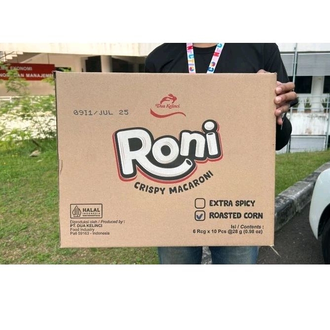 Jajan Roni Roasted Corn / Roni Extra Spicy (1 dus)