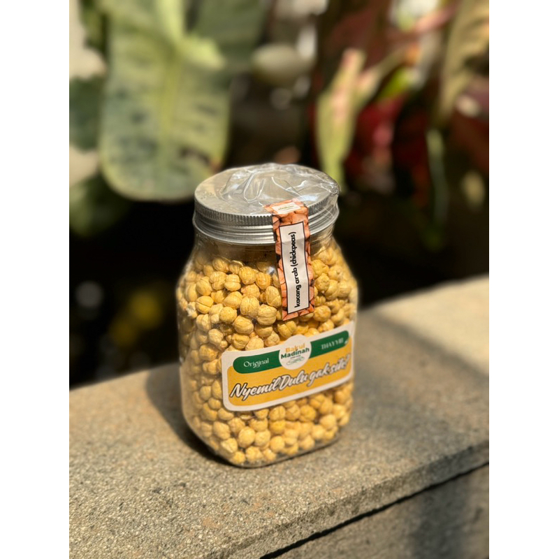 

kacang arab toples 200 gram
