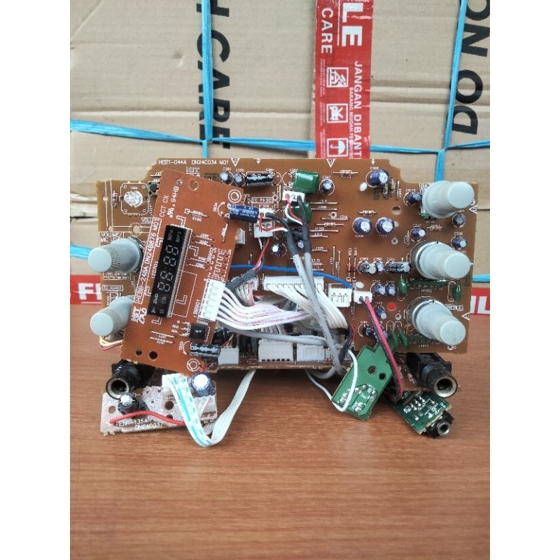 TONE CONTROL SPEAKER AKTIF POLYTRON  BLUETOOTH PAS79BU