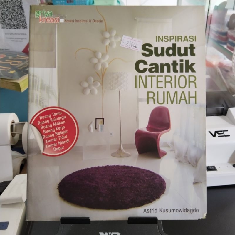 Buku Griya Kreasi INSPIRASI SUDUT CANTIK INTERIOR RUMAH