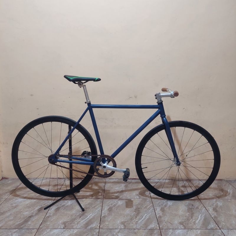 Sepeda fixie Basic airwalk original