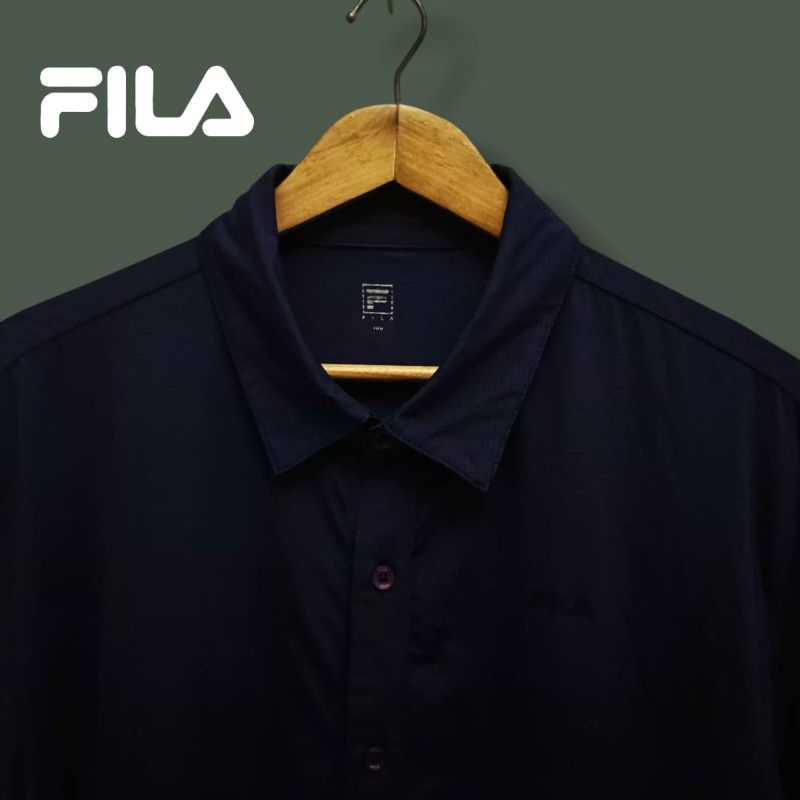 FILA Navy Kemeja  dryfit olahraga  pria, kemaja  golf  pria