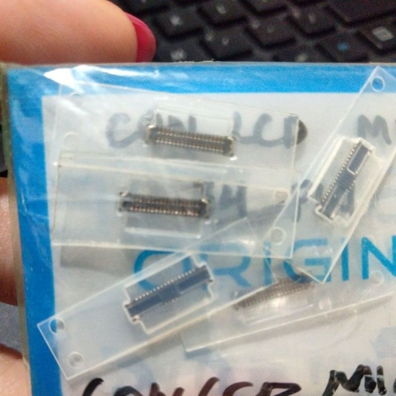 KONEKTOR LCD XIAOMI MI 4 34 PIN