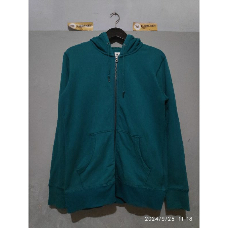 Zipper Hoodie Uniqlo (Hijau Tosca)