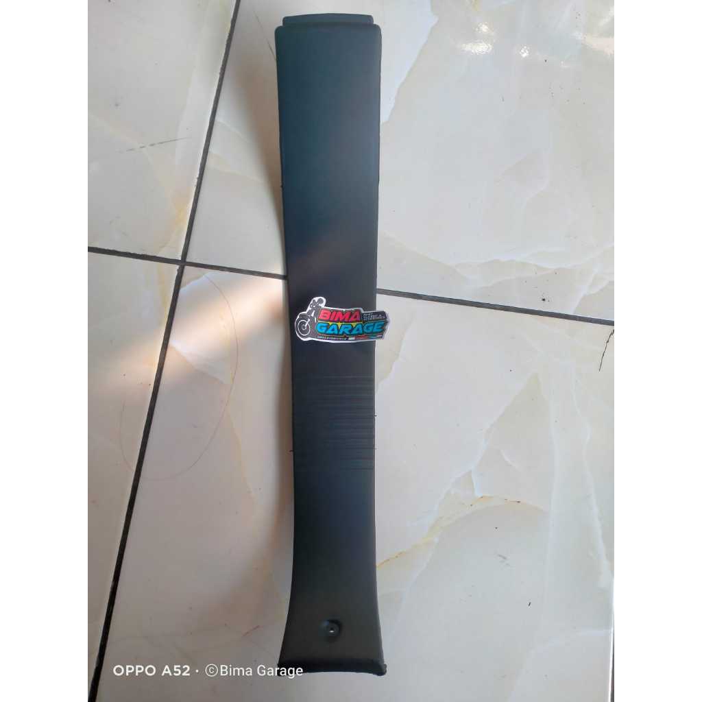 Leksil Tengah-Shield Leg Center Suzuki Satria Lumba
