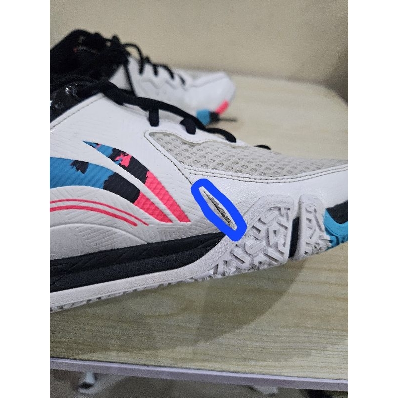 lining saga 2 pro lite