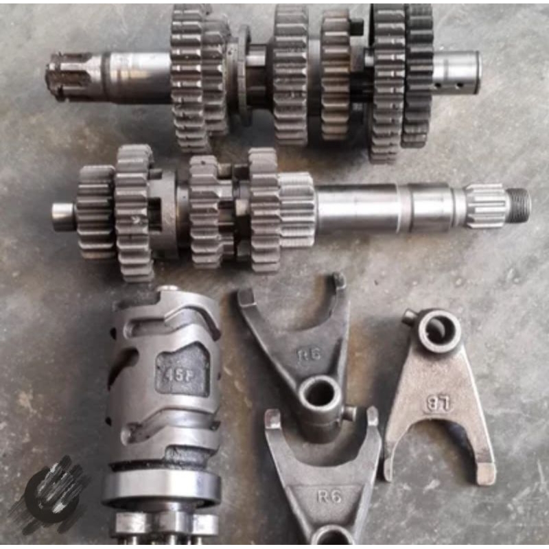 gigi gear rasio gigi rasio gigi susun transmisi set Yamaha Byson cabutan original kode 45P