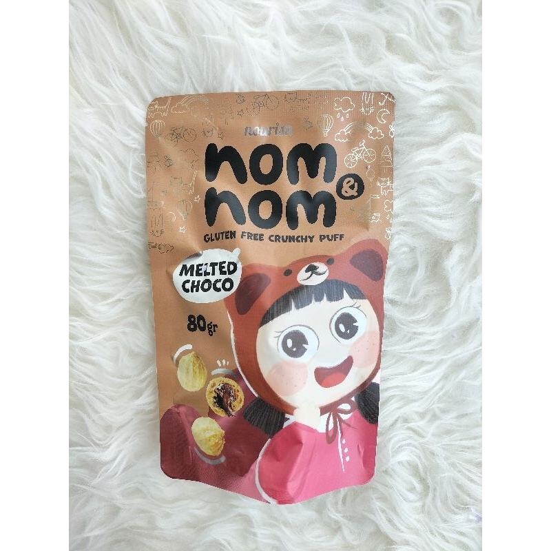 

Nourish | NOM NOM CRUNCHY PUFF | SOES KERING ISI COKLAT GLUTEN FREE