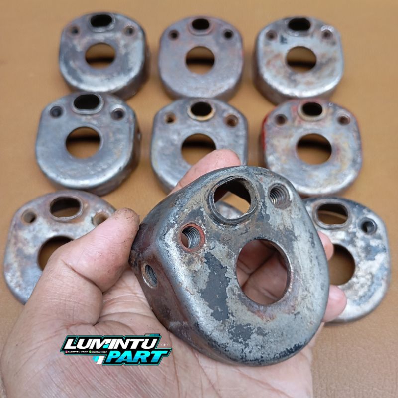 Dudukan stang C50 C70 C90 C700 C800 ori pangkon stang C50 C70 C90 C700 C800 ori bracket stang C50 C7