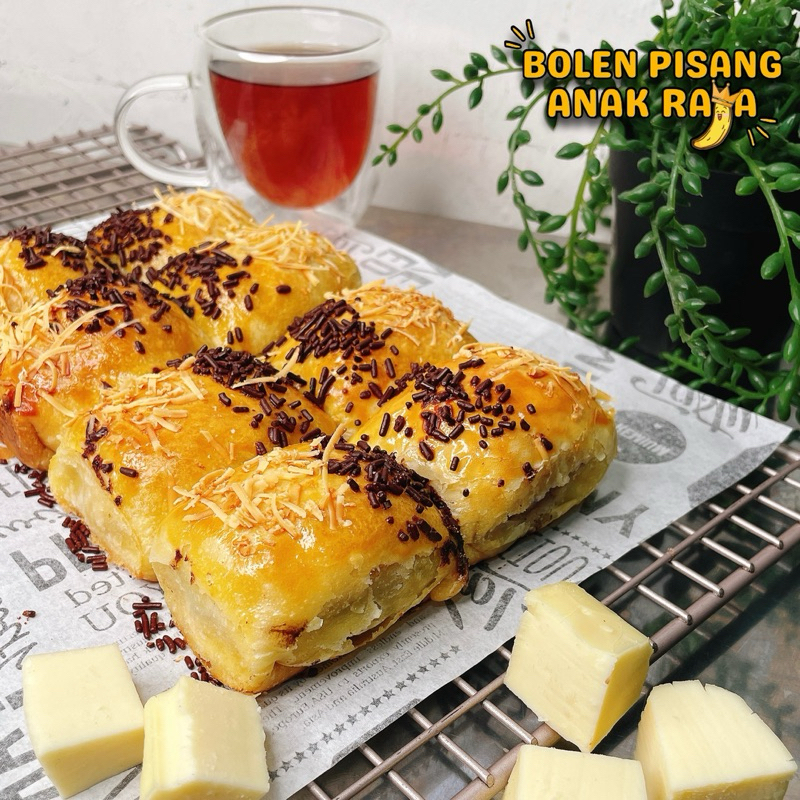 

Bolen Pisang Mix | 1 box isi 10 pcs