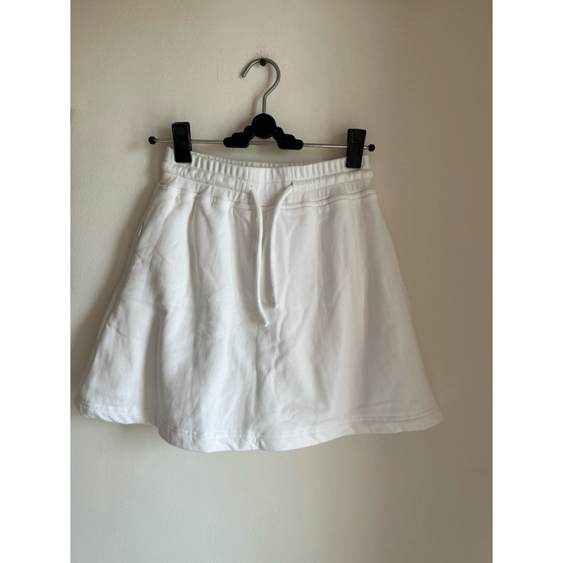 Preloved Her Apparel Bada Skort White korean tennis skirt