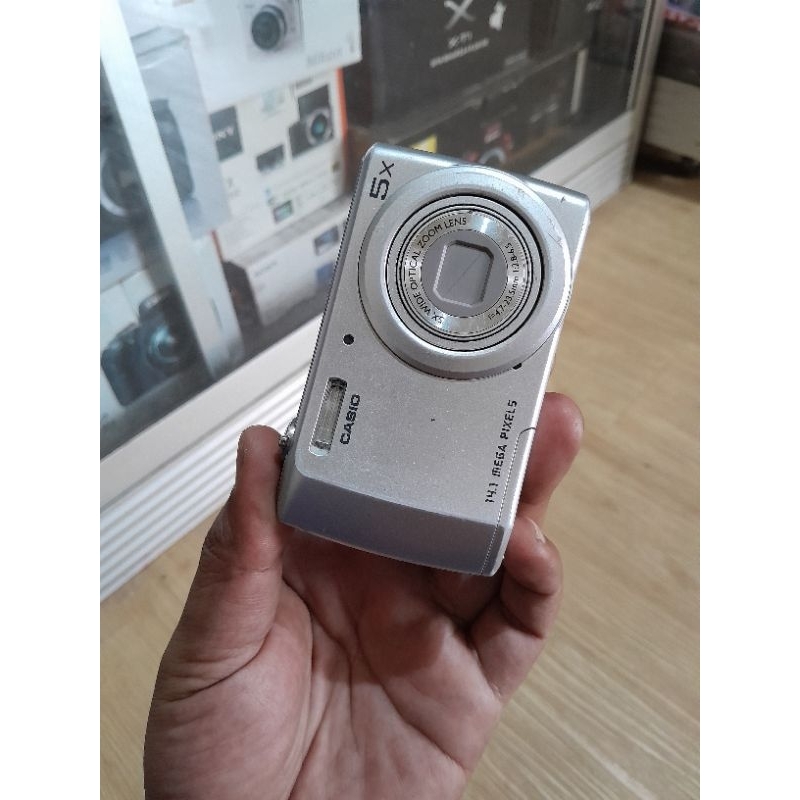 DIGICAM CASIO EXILIM 14 MP MULUS BERGARANSI