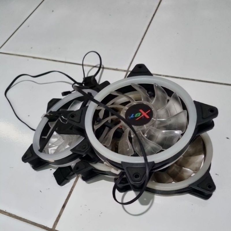 4 Fan Case PC Gaming RGB Fix Rainbow bekas