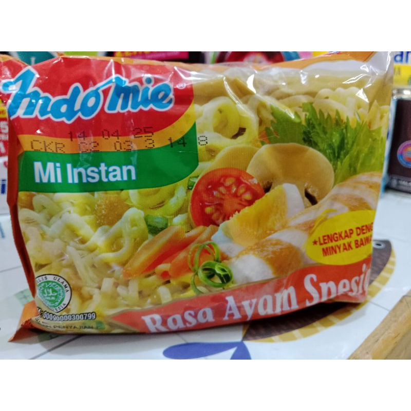 

INDOMIE AYAM SPESIAL