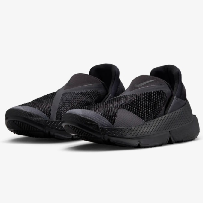 NIKE GO FLYEASE TRIPLE BLACK DR5540-006