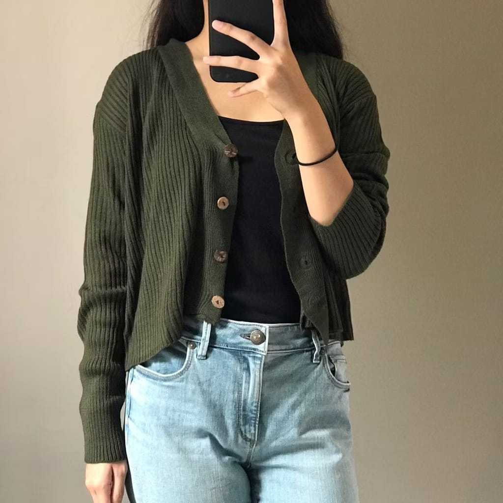 CARDIGAN RAJUT AURA KNIT / WILLY CARDIGAN RAJUT CROP OVERSIZE / CROP CARDIGAN WANITA