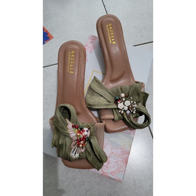 Sandal Gazelle by debby hardinata