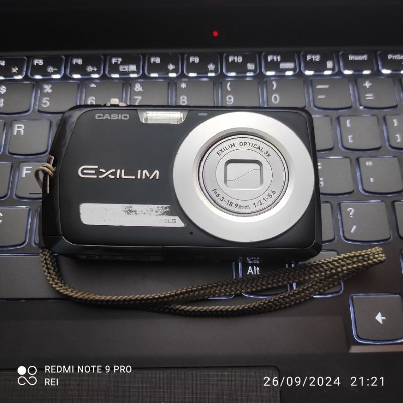 Casio Exilim EX Z2 14.1MP - Kamera Digital Second Bekas